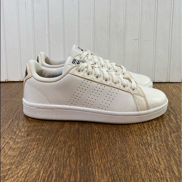 adidas women classic